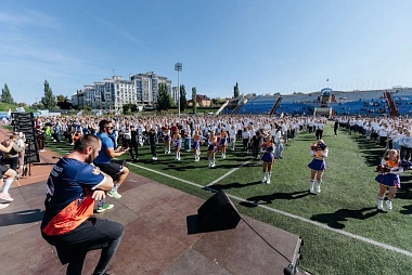 В Рязани 10-й год подряд провели «Зарядку с чемпионом»