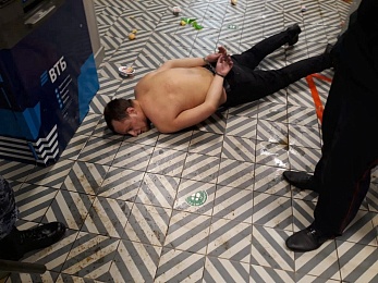 В Рязани мужчина устроил погром в «Пятёрочке» 