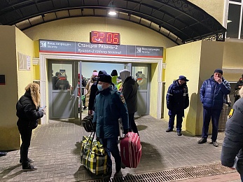 В Рязани встретили поезд с 793 жителями ЛНР и ДНР  - 62ИНФО В Рязани встретили поезд с 793 жителями ЛНР и ДНР