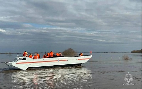 С 23 апреля из-за снижения Оки в Коростово вместо катера пойдет автобус