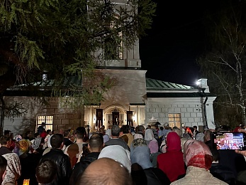 Пасха в Рязани: в храмах прошли крестные ходы и ночные службы