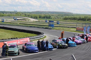 Фоторепортаж: второй день Межрегионального чемпионата по дрифту в Рязани