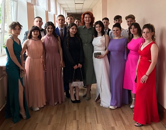 Фоторепортаж: в Рязанской области прошли выпускные и церемонии вручения аттестатов