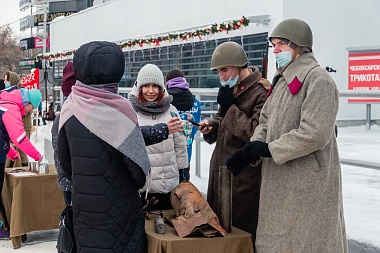 Волонтёры Победы провели в центре Рязани акцию памяти «Блокадный хлеб»
