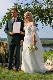 Огненные пары августа: Рязанский ЗАГС показал фото свадеб 