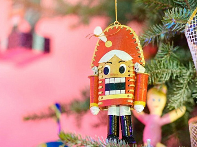 Касимовскими игрушками украсили новогоднюю ёлку в Эрмитаже