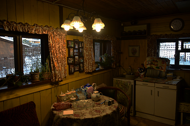 Любимов наградил ветерана Великой Отечественной - 62ИНФО Любимов наградил ветерана Великой Отечественной