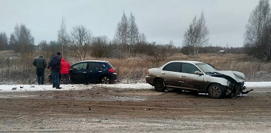 Два водителя столкнулись лоб в лоб в Скопинском районе