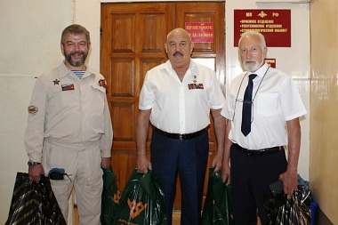 Пациентов-военнослужащих в рязанском военном госпитале поздравили с Днём ВДВ