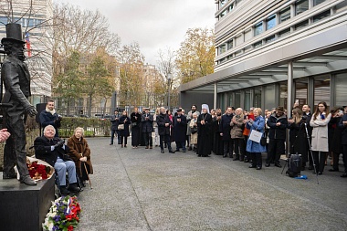 Митрополит Марк поучаствовал в открытии памятника Пушкину во Франции