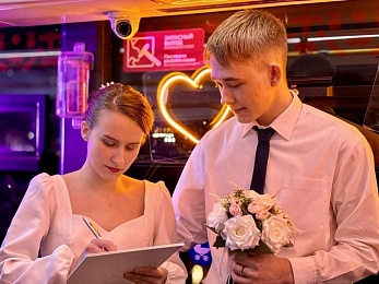 Новые тенденции: ЗАГС показал фото рязанских свадеб марта