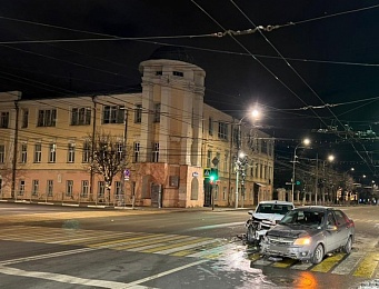 Опубликован момент аварии у филармонии с пострадавшим подростком