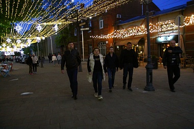 Мэр Елена Сорокина поручила разобраться с проблемами освещения в парках Рязани