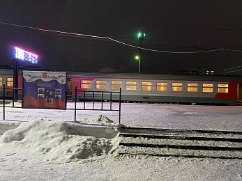 На рязанских железнодорожных вокзалах идёт уборка снега