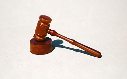 Молодой сапожковец обокрал 79-летнюю пенсионерку на 27 тысяч рублей