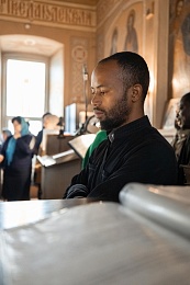 Африканцы провели литургию на английском и французских языках в Рязани