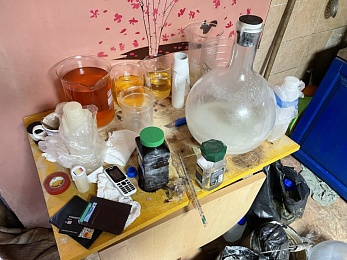 Рязанская полиция ликвидировала нарколабораторию по изготовлению амфетамина