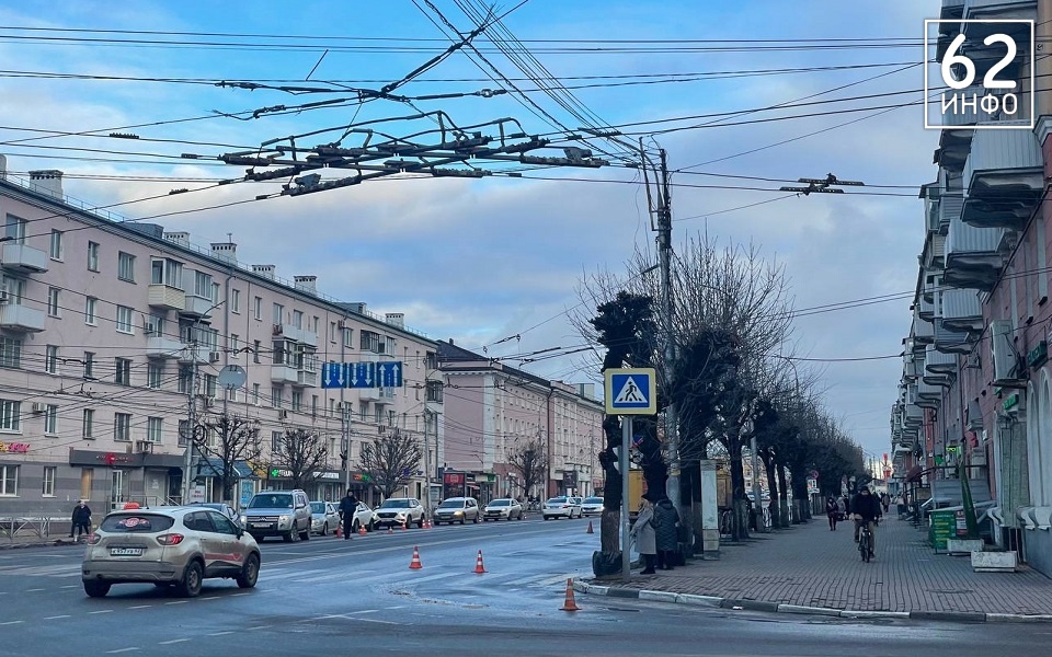 В Рязани на Первомайском проспекте 24 ноября вновь встали троллейбусы - 62ИНФО