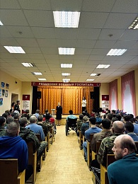 Рязанский зампред Анна Рослякова навестила бойцов в военном госпитале