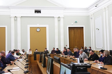 Мэр Рязани провела серьёзный разговор с УК по выработке антикризисных мер по уборке снега 