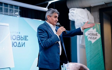 Про прогресс и современность: лидер партии "Новые люди" Алексей Нечаев посетил Рязань