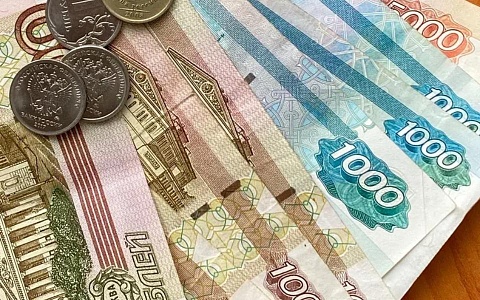 Рязанцам напомнили о наказании за выезд на встречную полосу 