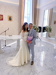 Рязанский ЗАГС опубликовал фото молодожёнов марта 2023 года