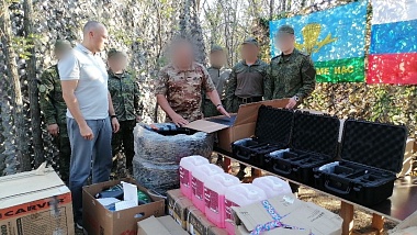 Рязанские власти передали военным новую технику и наградили бойцов