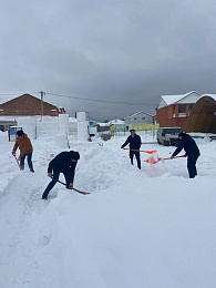 Жители рязанской Тумы построили снежную крепость в местном парке