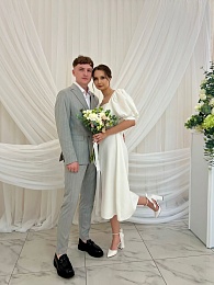 Стильные невесты, эффектные женихи: рязанцам показали самые яркие свадьбы лета