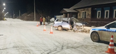 Под Рязанью в ДТП с влетевшим в столб ВАЗ-21110 пострадал 10-летний мальчик