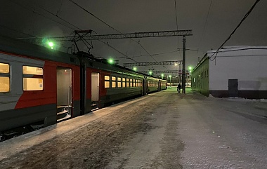 На рязанских железнодорожных вокзалах идёт уборка снега