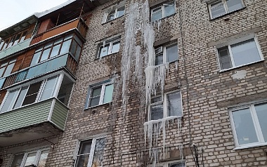 В Рязани несколько квартир на улице Подгорной пострадали из-за протекающей крыши