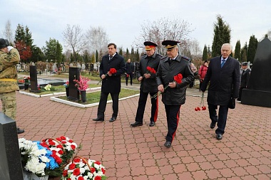 В Рязани почтили память погибших при исполнении долга сотрудников ОВД