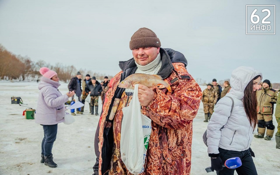 Клевое место: в рязанских Борках прошел чемпионат по зимней рыбалке - 62ИНФО