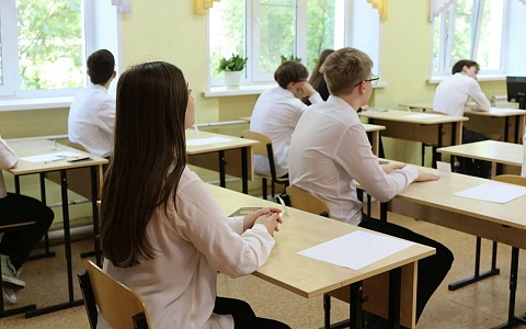В Рязанской области выпускники 11 классов написали ЕГЭ по физике и обществознанию