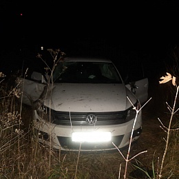 Под Михайловым водитель Volkswagen Tiguan вылетел с трассы «Каспий» и погиб