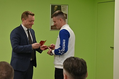 Денис Боков встретился с участниками кадрового проекта «Герои62»