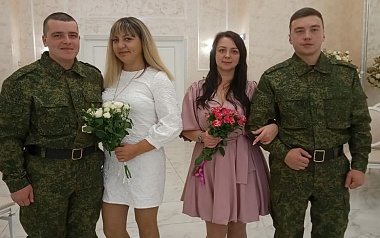 Рязанский ЗАГС показал фото свадеб сентября-2022 - 62ИНФО Рязанский ЗАГС показал фото свадеб сентября-2022