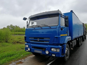 Рязанская полиция опубликовала новые фото с аварии в Касимовском районе