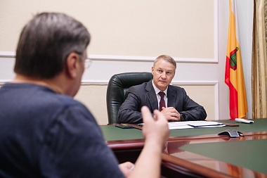 Аркадий Фомин провел прием граждан в Рязани