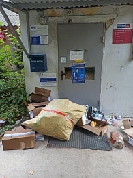 Житель Рыбного показал хаос на почте после массового увольнения сотрудников