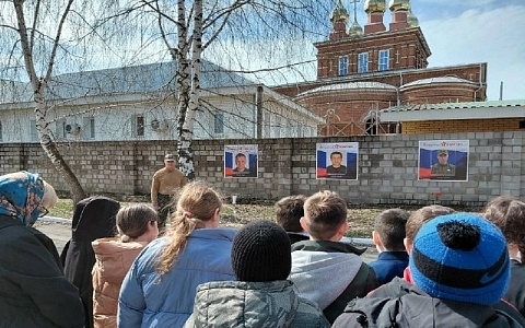 В Кадоме разместили портреты фронтовиков на Аллее героев СВО