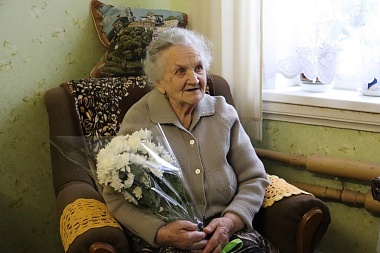 В Рязанской области вдовам ветеранов Великой Отечественной войны вручили подарочные наборы 