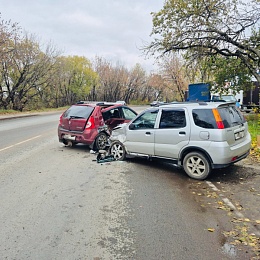 В Рязани 72-летнюю пассажирку Suzuki госпитализировали после ДТП с Renault