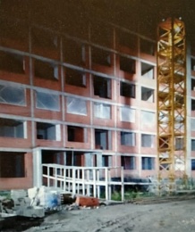 В Рязани рабочий погиб при падении в шахту вентканала строящегося дома