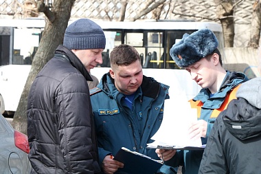 В Рязани провели встречу с пострадавшими жителя дома на Лесопарковой
