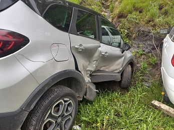 Появились фото с места ДТП с пострадавшим пассажиром в Рязани 