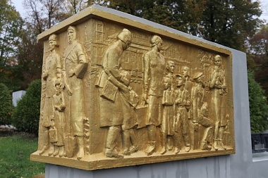 В Рязани осмотрели ход работ на Ленинградском кладбище Скорбященского мемориала - 62ИНФО В Рязани осмотрели ход работ на Ленинградском кладбище Скорбященского мемориала