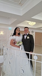 Лето любви: Рязанский ЗАГС показал фотосессии свадеб с июня по август